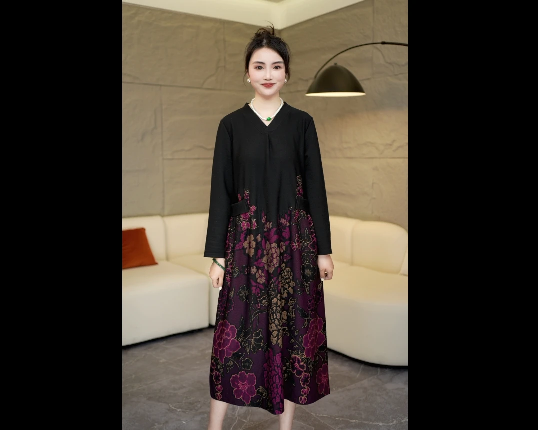 2025新款春款显瘦气质时尚妈妈装连衣裙中长款洋气长袖大码8822