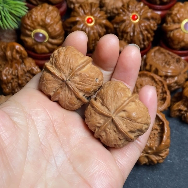 把件文玩核桃四棱