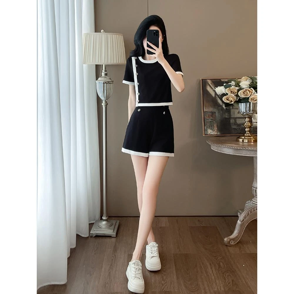 黑色运动休闲套装女夏季2025新款减龄洋气炸街短袖短裤两件套显瘦