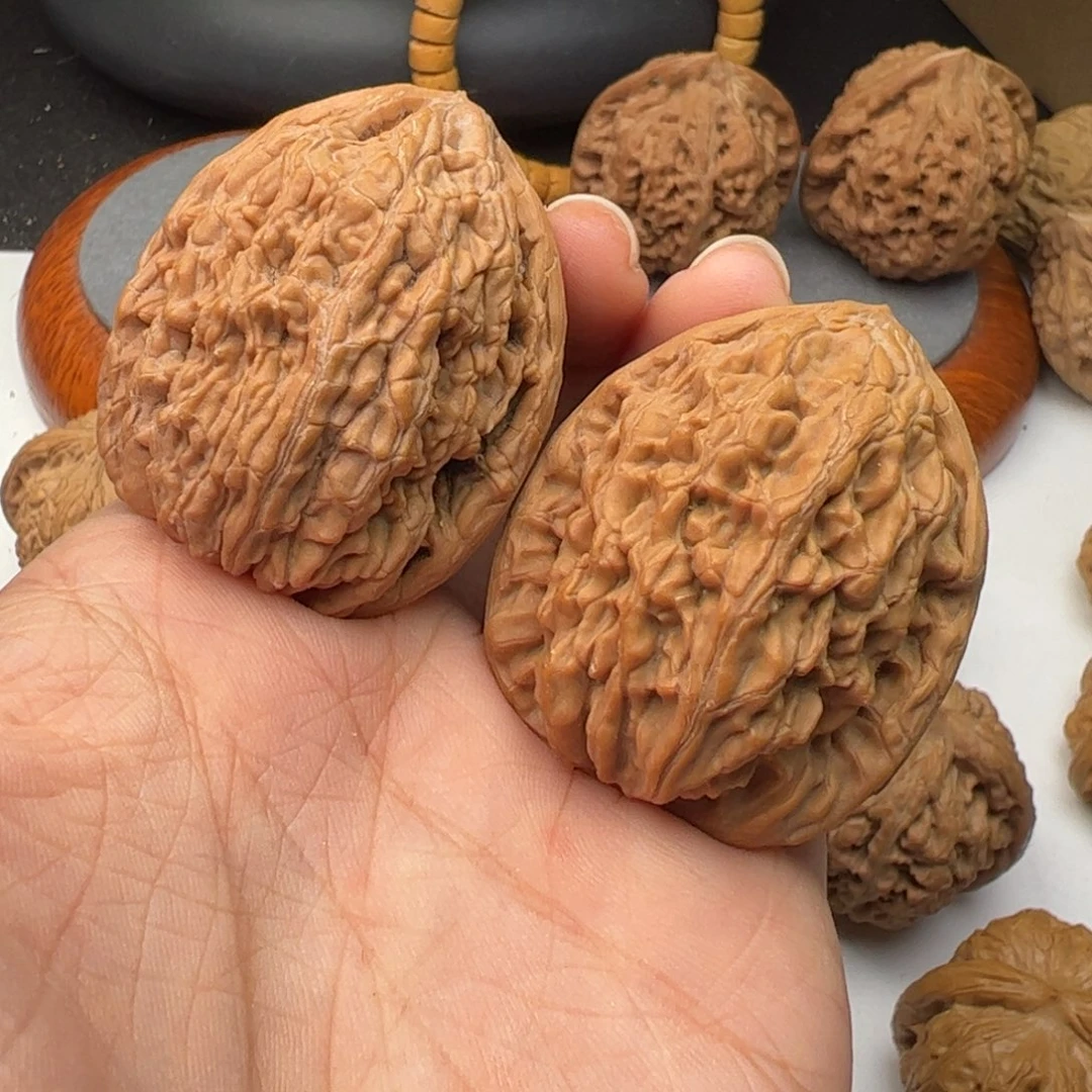 文玩核桃吊坠火*虎头王