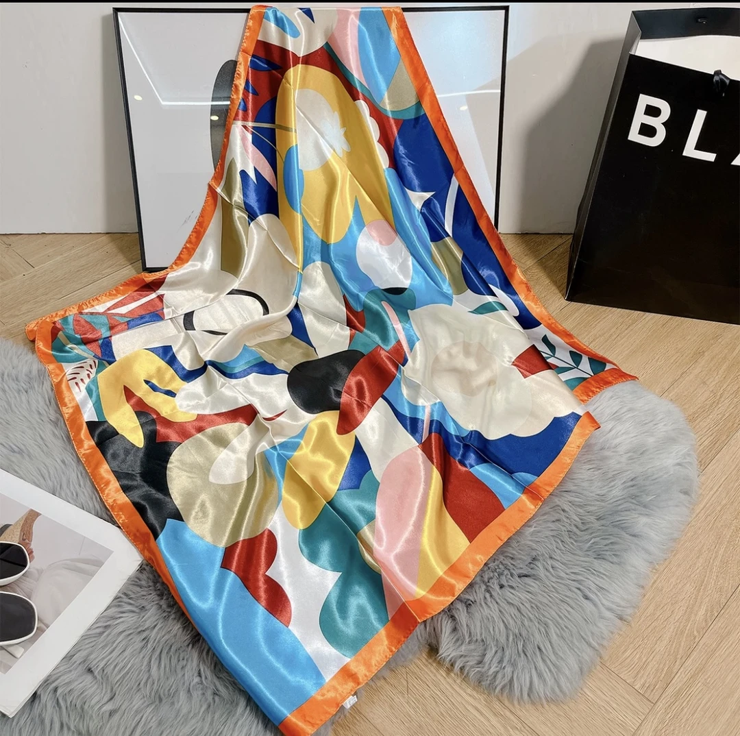 9015五彩斑斓印花丝巾90*90方巾