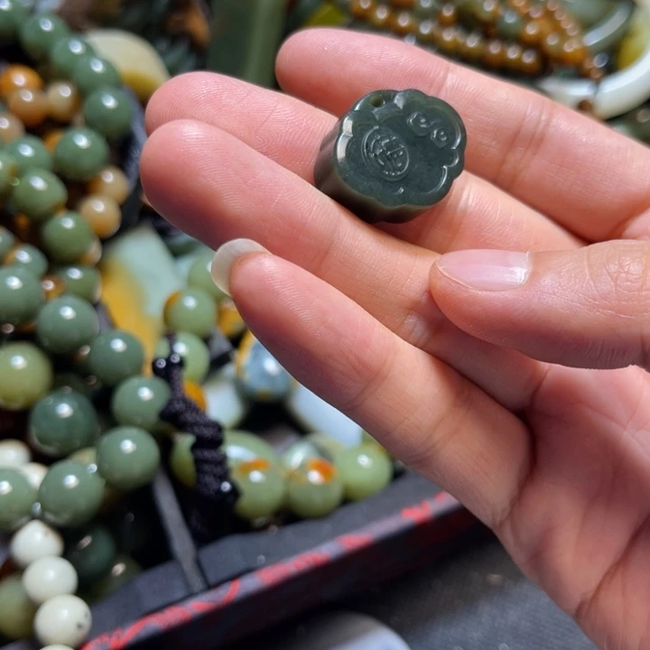 手链未镶嵌和田玉