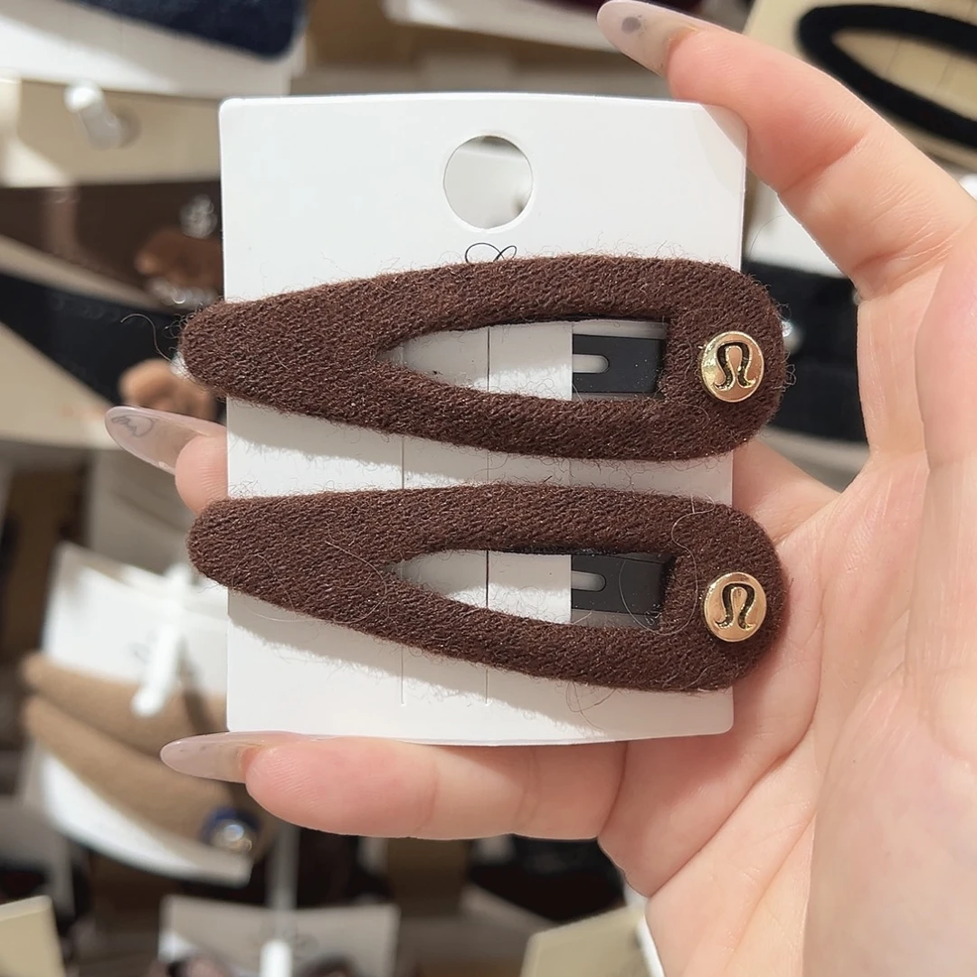 仿珍珠非金属咖色露掰掰夹