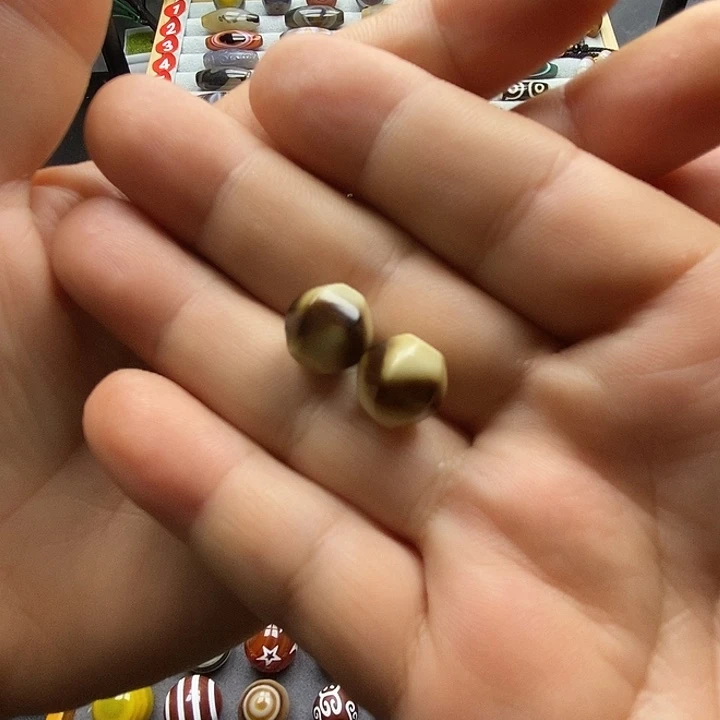 大****未镶嵌颈饰玛瑙/玉髓