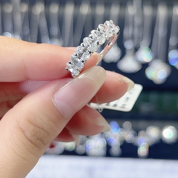 实验室培育钻石铂Pt950镶嵌