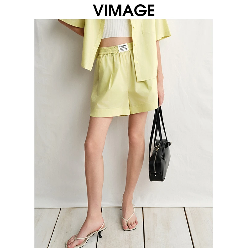 VIMAGE纬漫纪时尚休闲宽松通勤A字百搭宽松短裤V2305904