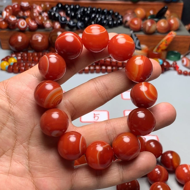 未镶嵌手链玛瑙/玉髓瞢*