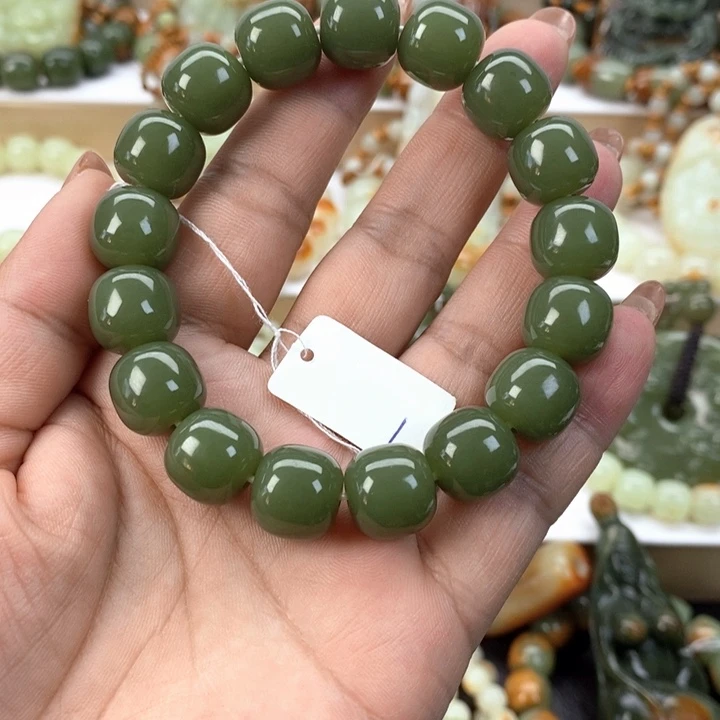 【闪购商品】透闪石质玉手串未镶嵌