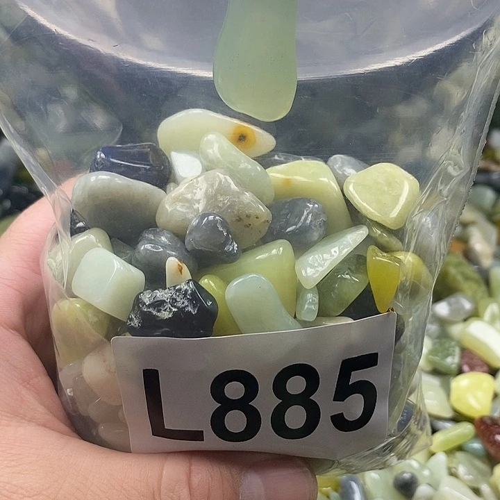 岫玉鱼缸石未镶嵌