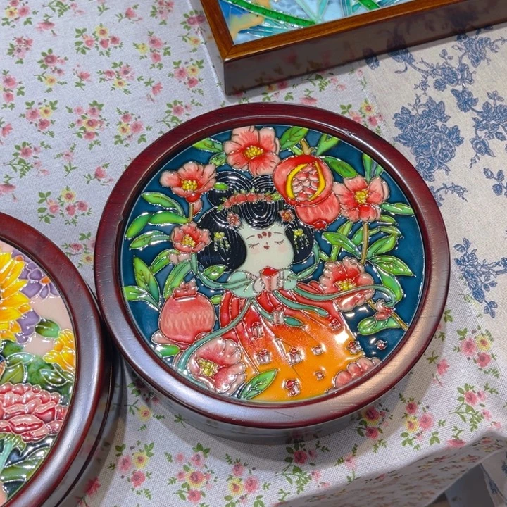 蓝***雪瓷片瓷板画艺术作品