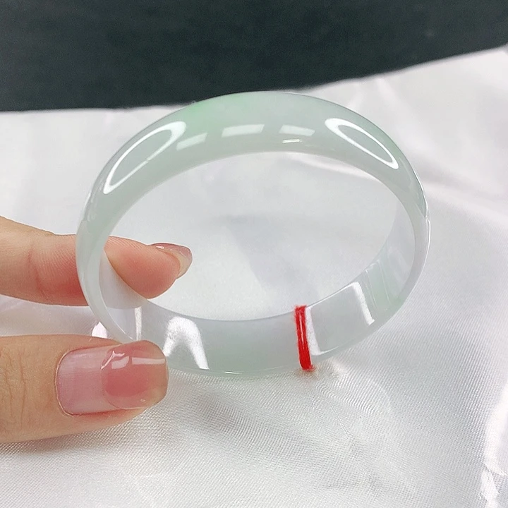 翡翠未镶嵌手镯圈50.9，05092