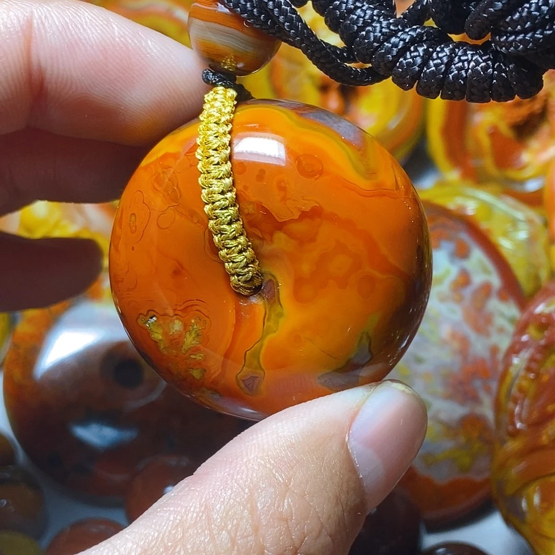 未镶嵌其他玛瑙/玉髓出**哥