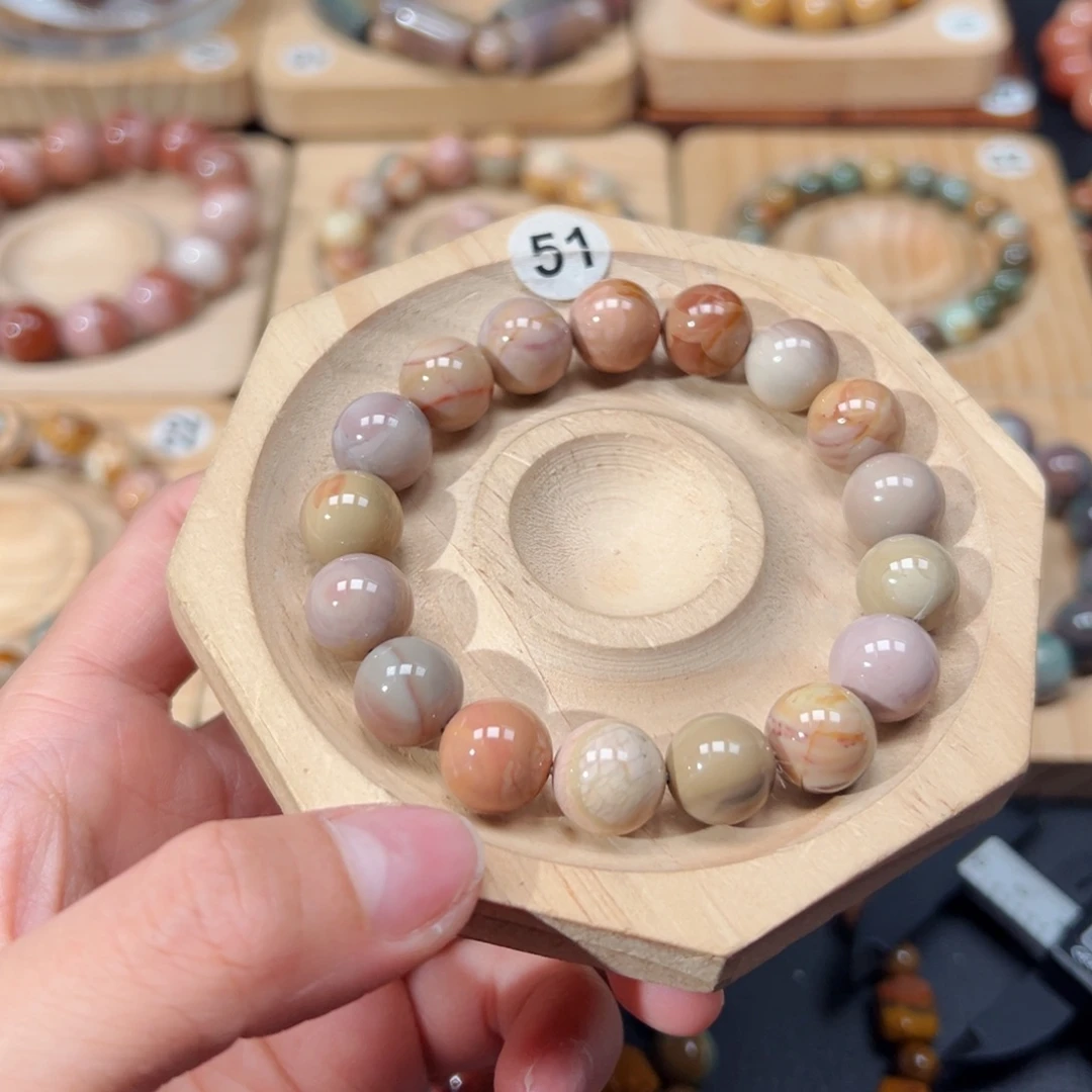 落***伤石英质玉未镶嵌手链13