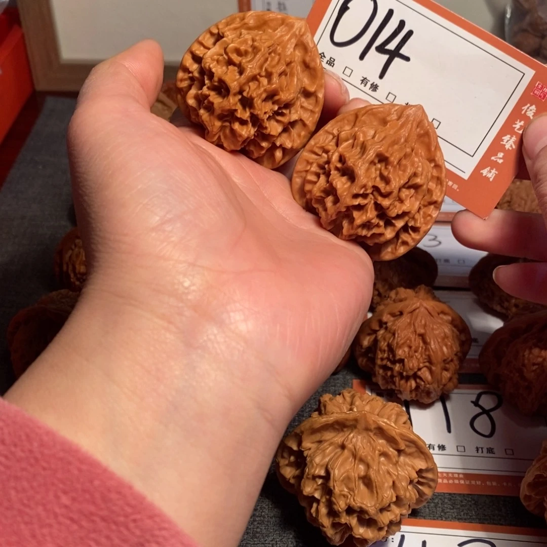 文玩核桃把件45帝王014