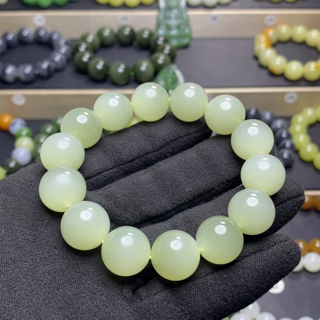 和田玉未镶嵌手串