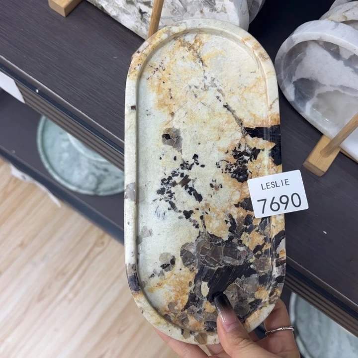 Yy7690。。。。。。。。福利