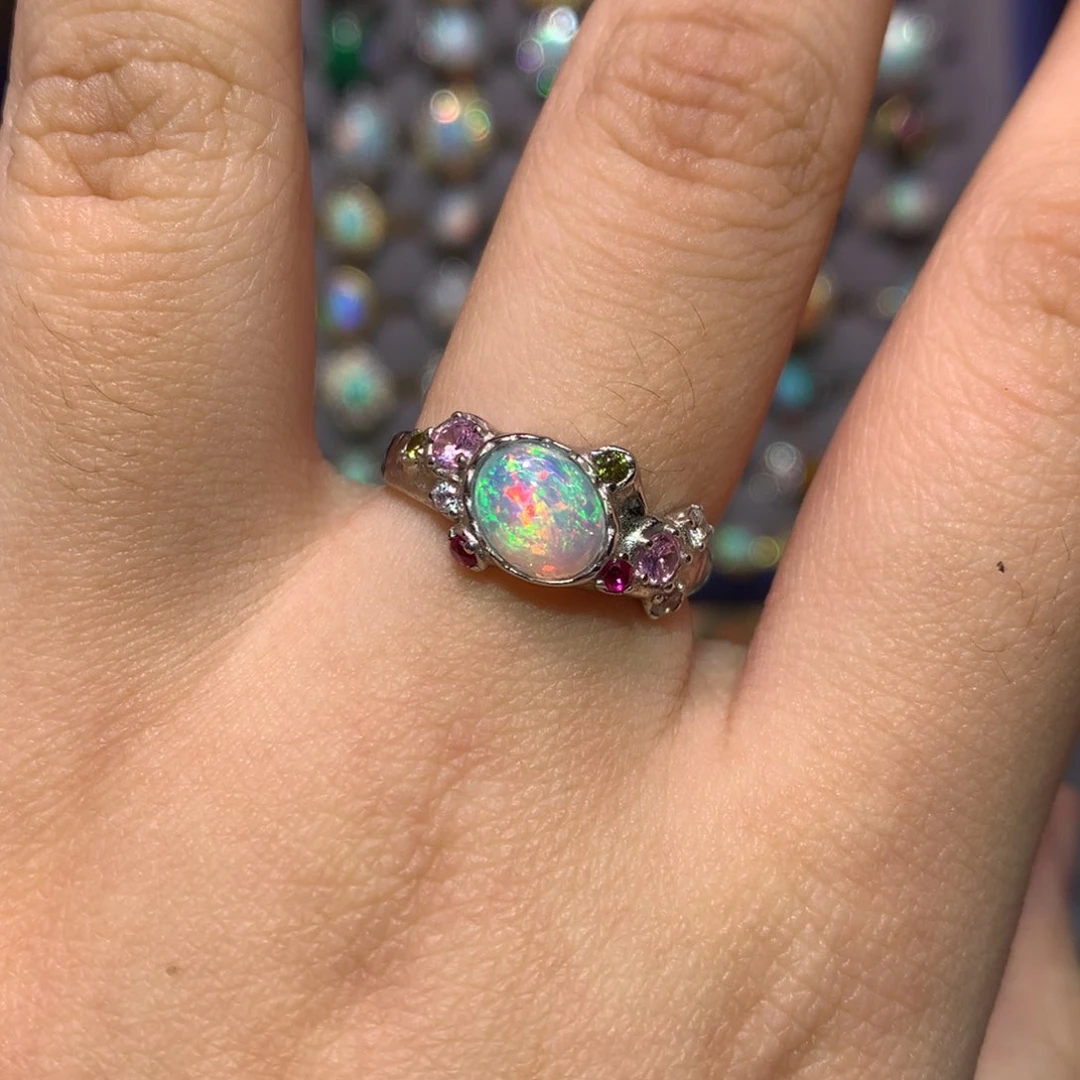 银S925镶嵌欧泊戒指