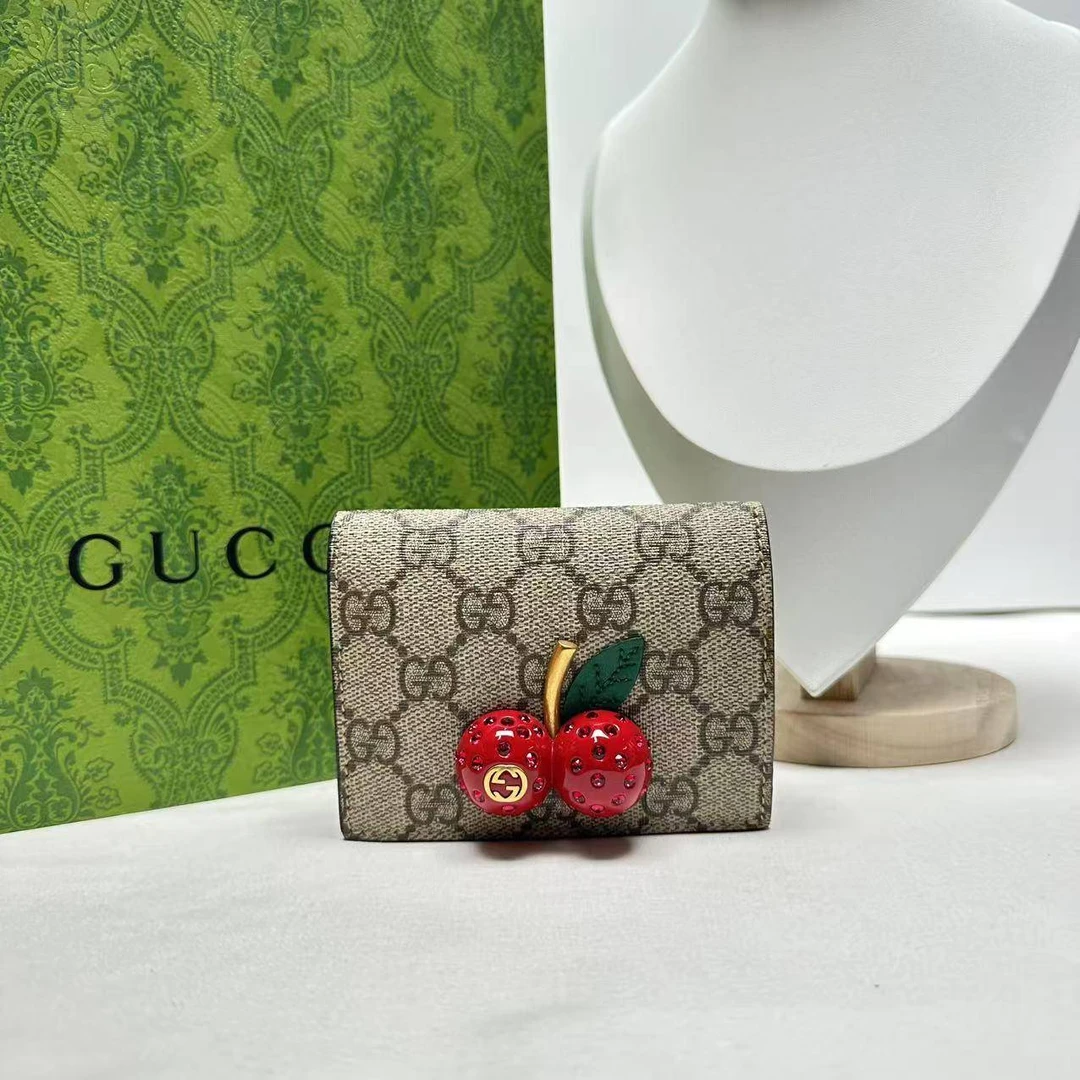 胖虎佳佳/古驰/95新/公价0/箱包/钱包/零钱袋/31B2501090166