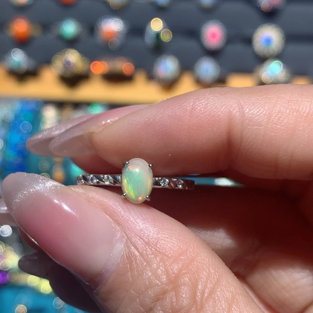 欧泊戒指银S925镶嵌福利