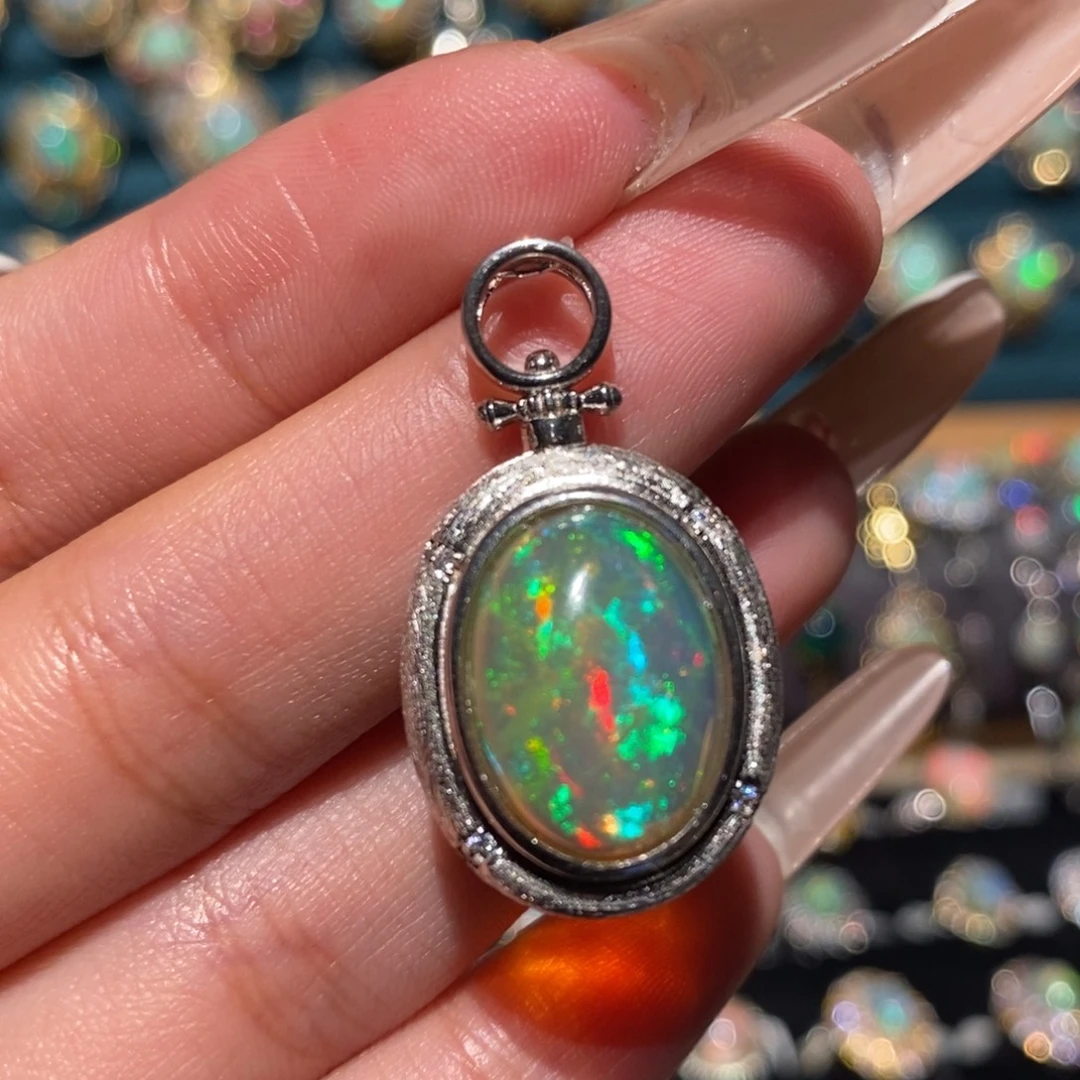 欧泊银S925镶嵌吊坠