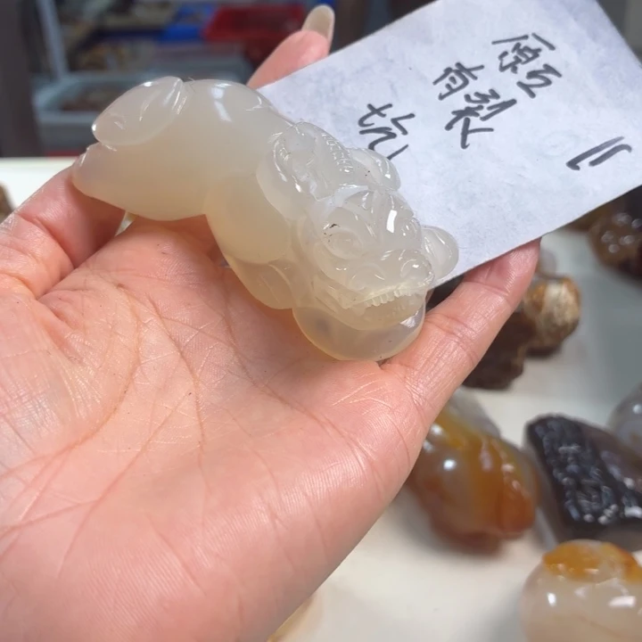 w***n玛瑙/玉髓吊坠(不含链)未镶嵌