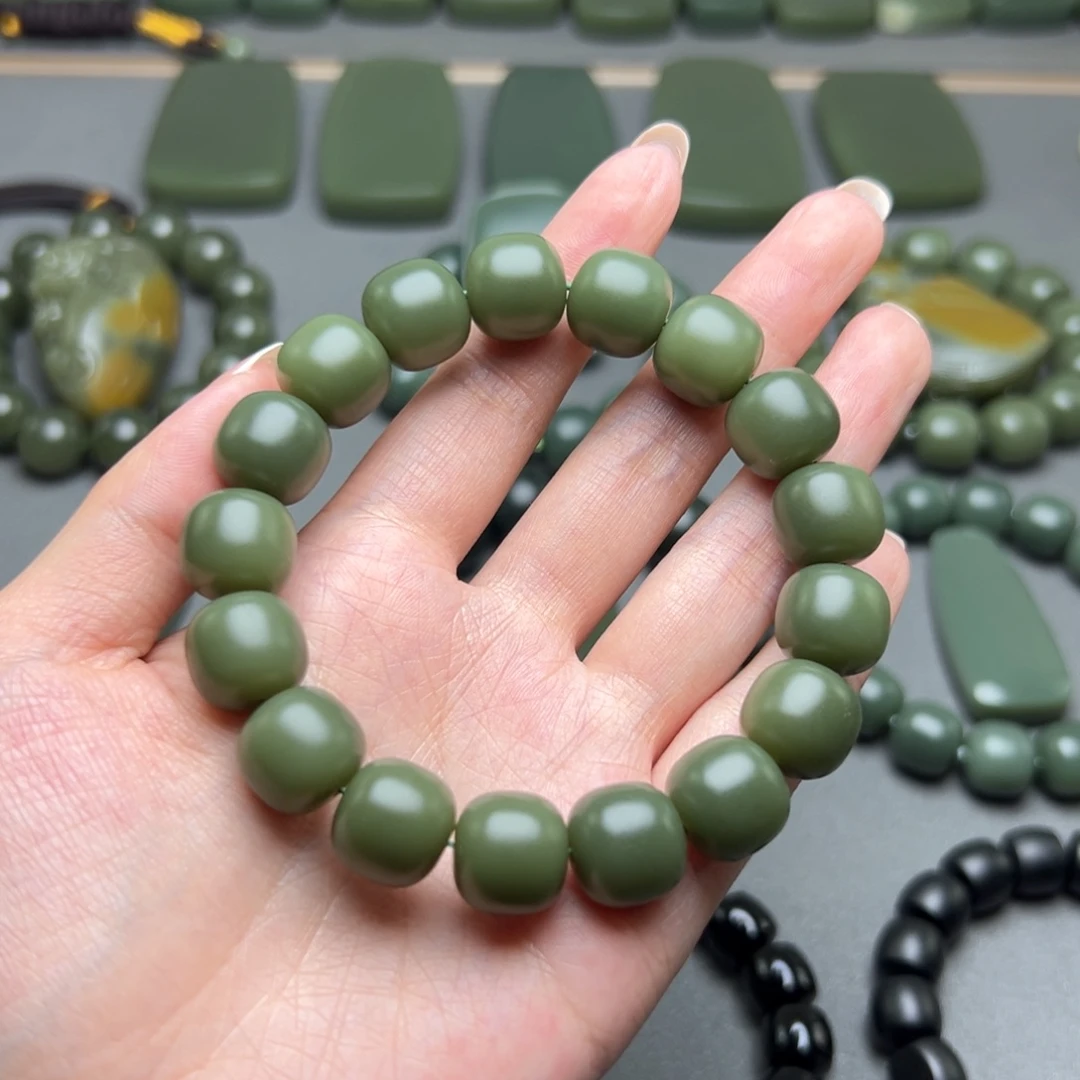 和田玉手链未镶嵌