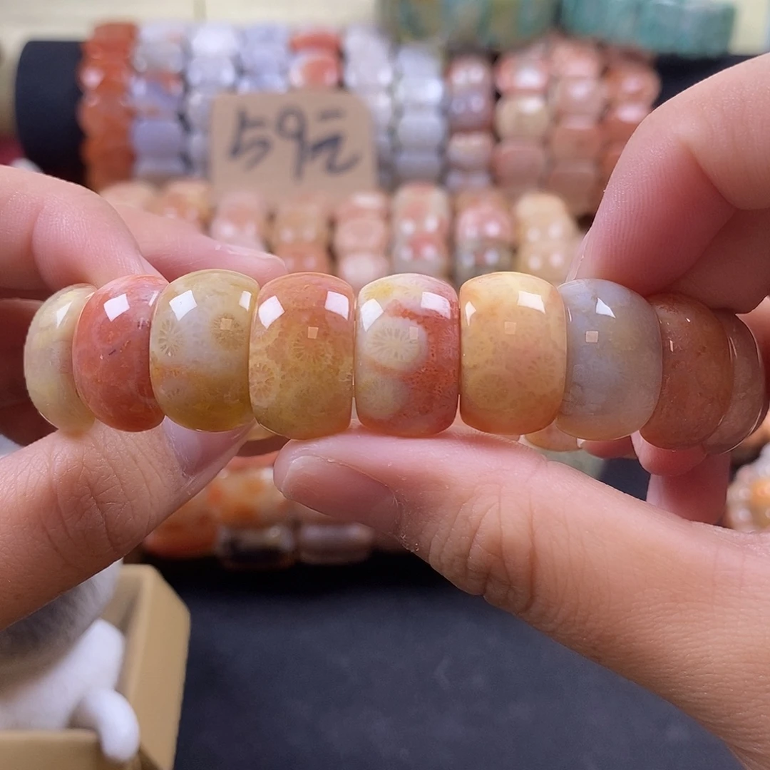 硅化珊瑚（珊瑚玉）未镶嵌手牌 上新 冰彩 43