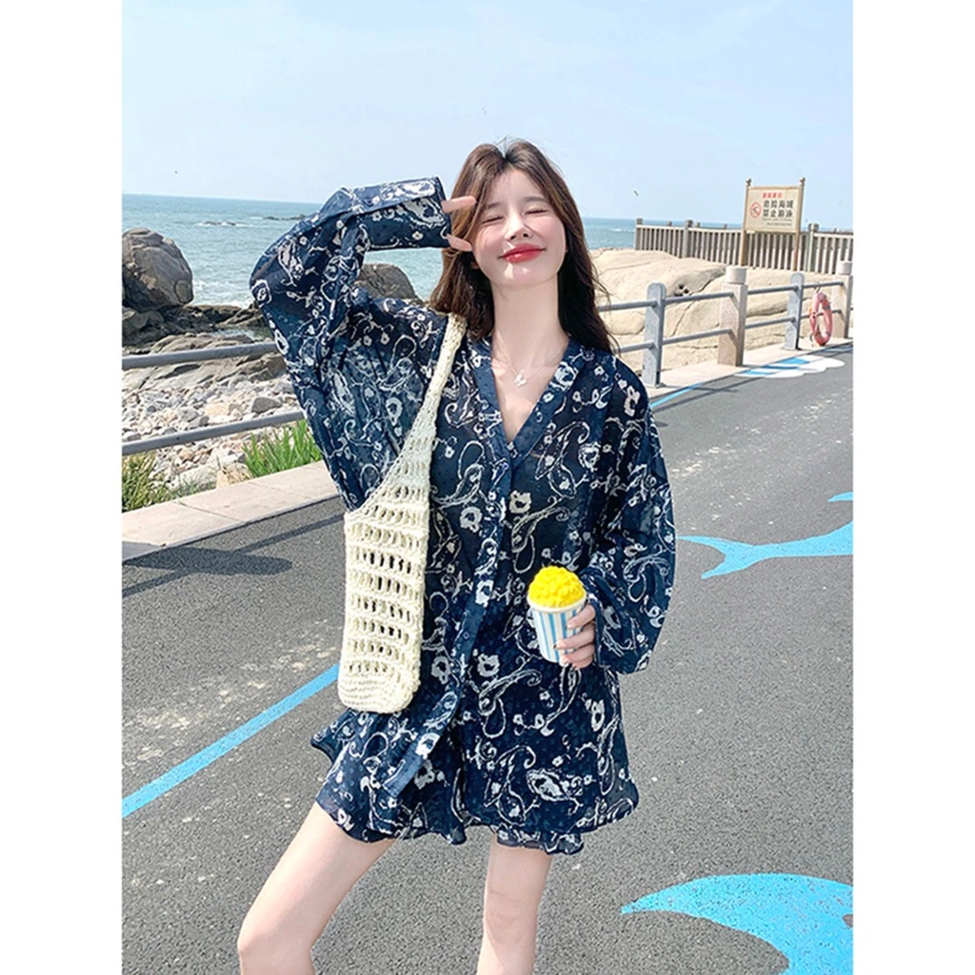 2025夏季新款法式度假风复古碎花雪纺衫上衣高腰短裤气质两件套女