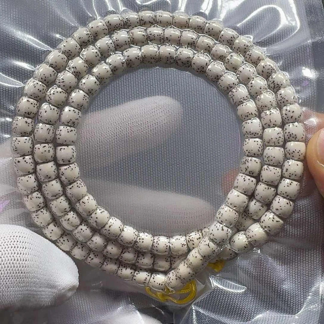 星月菩提手串沒***天8*7原生态留白直切（轻微走色