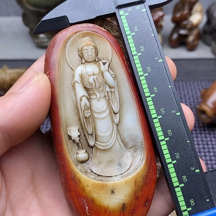 未镶嵌蛇纹石玉颈饰