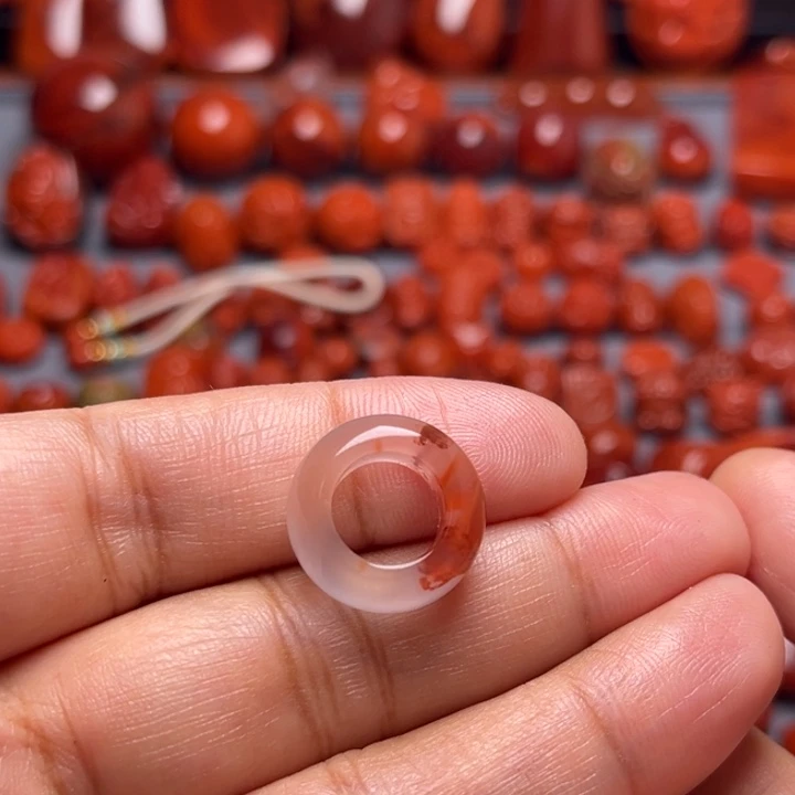 南红玛瑙未镶嵌配饰跑环内径9.4mm