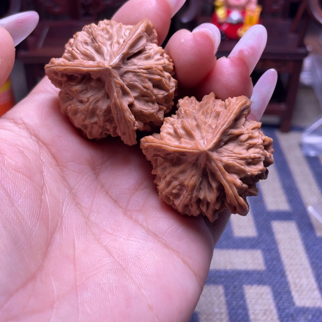 文玩核桃吊坠40盘山公子帽三棱