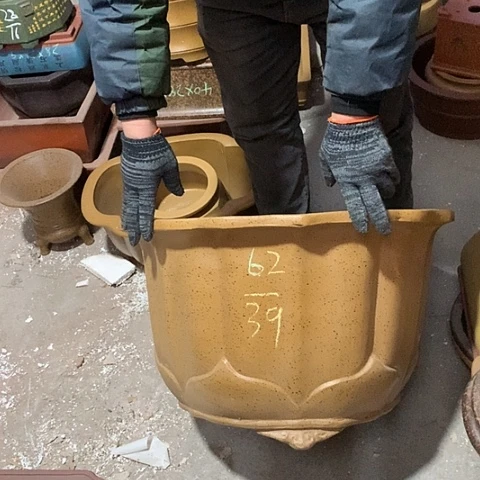 紫砂花盆手工制作