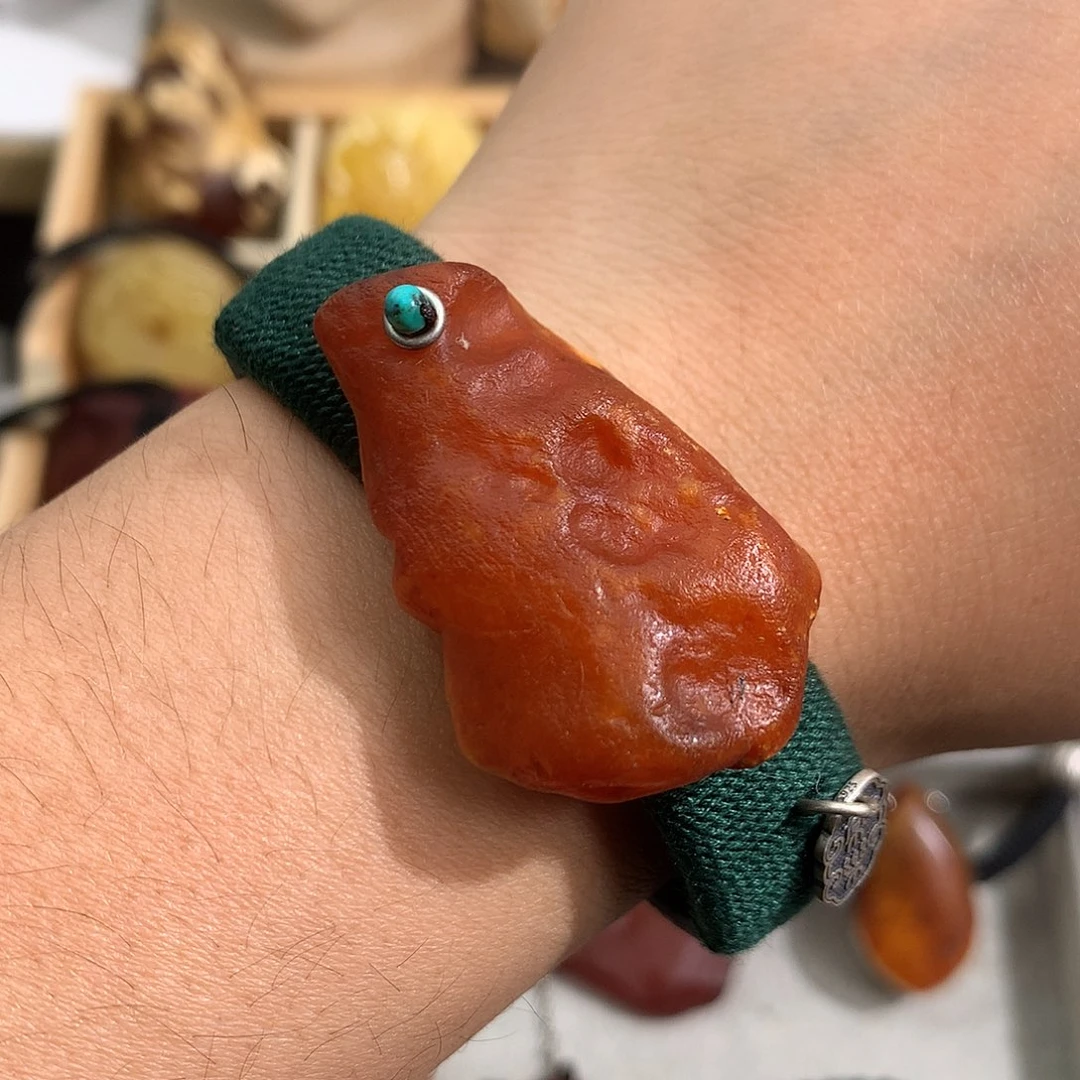 蜜蜡裸石未镶嵌你