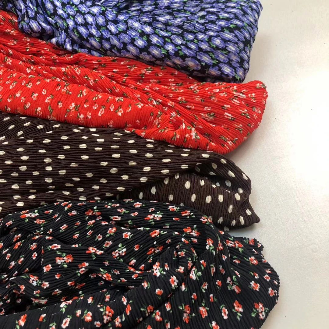 波点印花压皱褶皱百褶肌理面料吊带连衣裙上衣布料