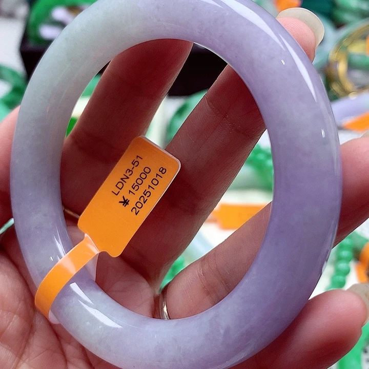 翡翠未镶嵌手镯翡翠