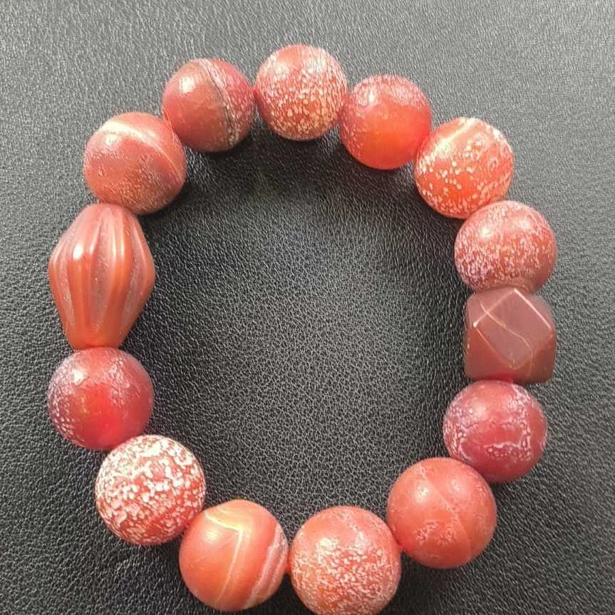 YT0114FVV042 玛瑙手串