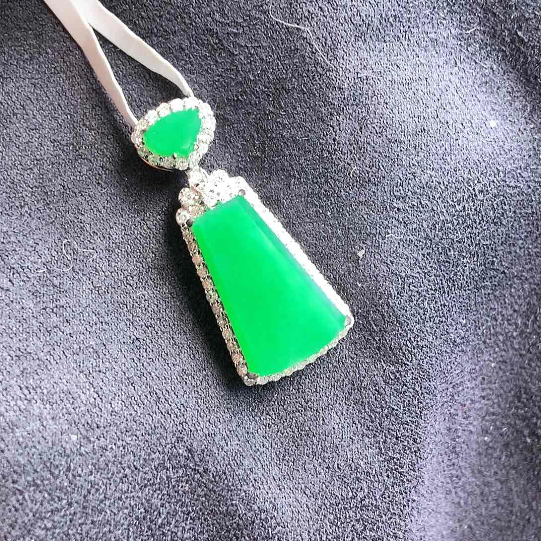 翡翠颈饰18K金镶嵌十****）上新