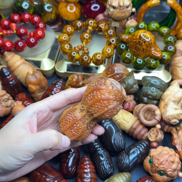 松木琥珀木文玩手串