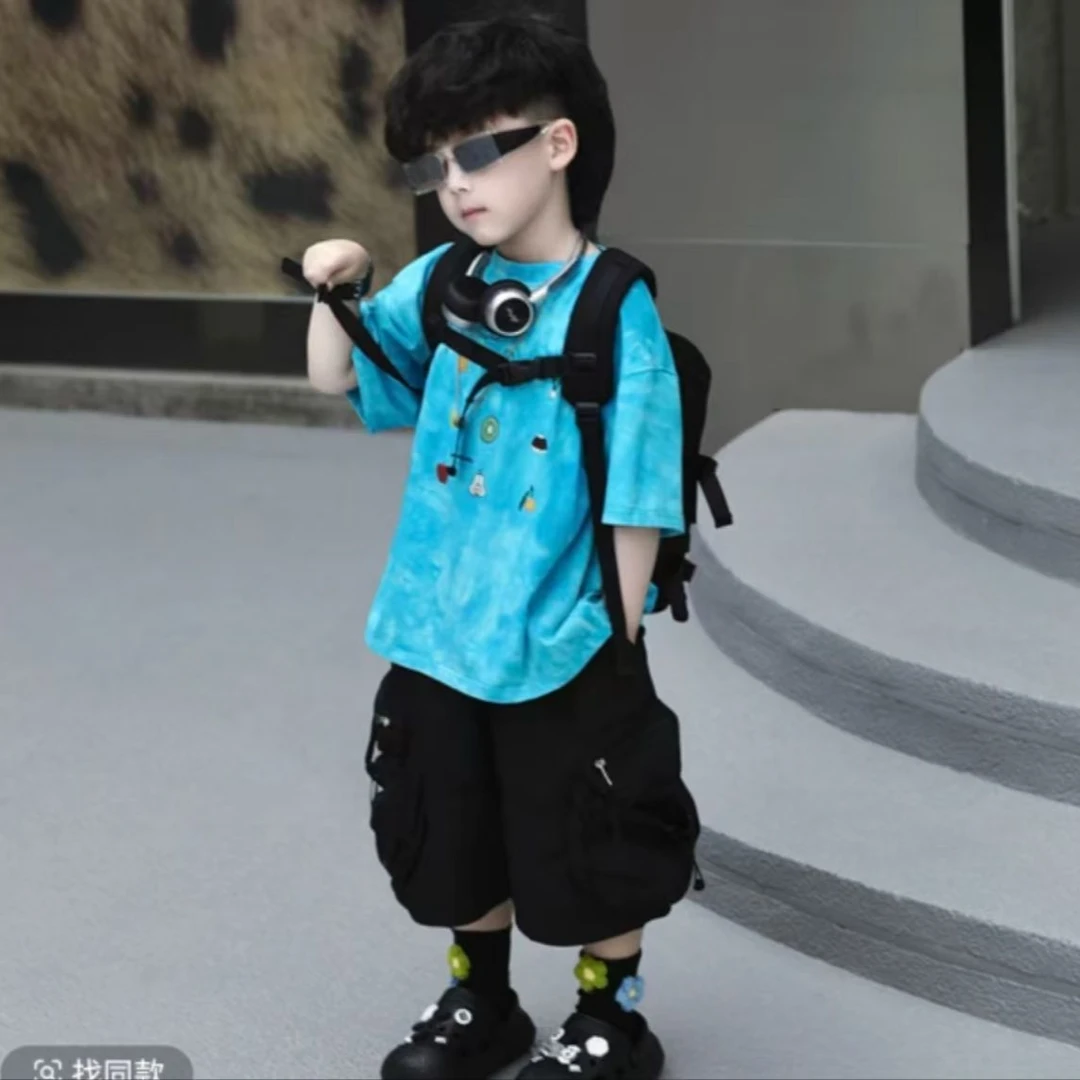 夏装潮帅时髦2025宝宝多彩扎染印花短袖2025年款衣服简约童装店铺