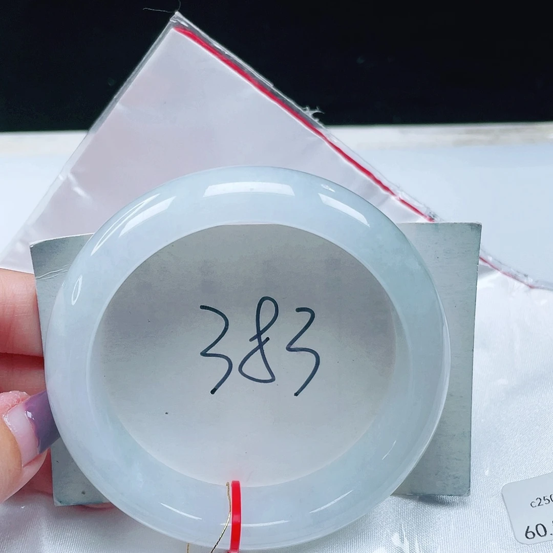 翡翠未镶嵌手镯缅甸翡翠60+