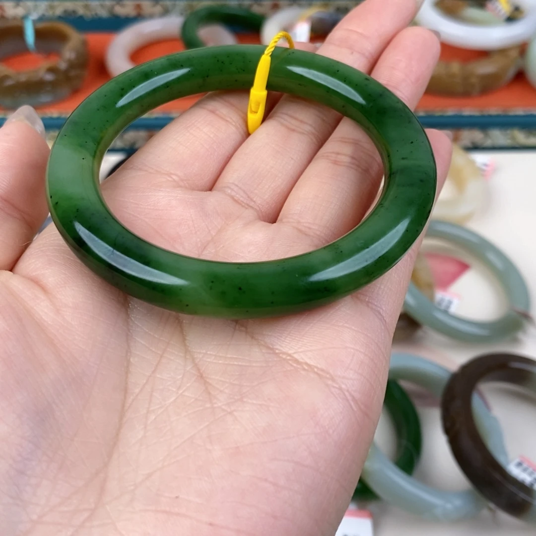 小***️和田玉未镶嵌手镯碧玉手镯58#