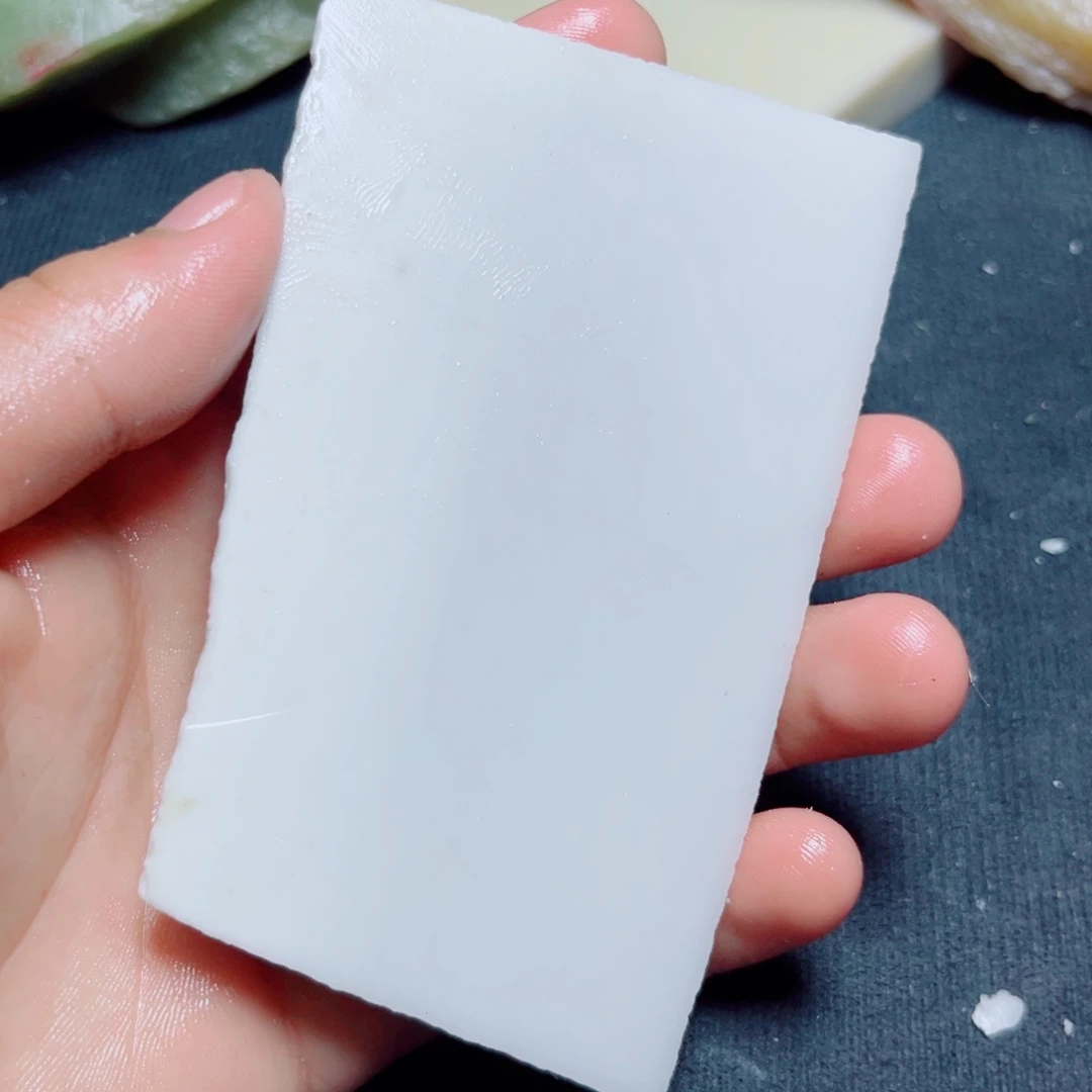 和田玉（糖玉）未镶嵌珠宝奇石