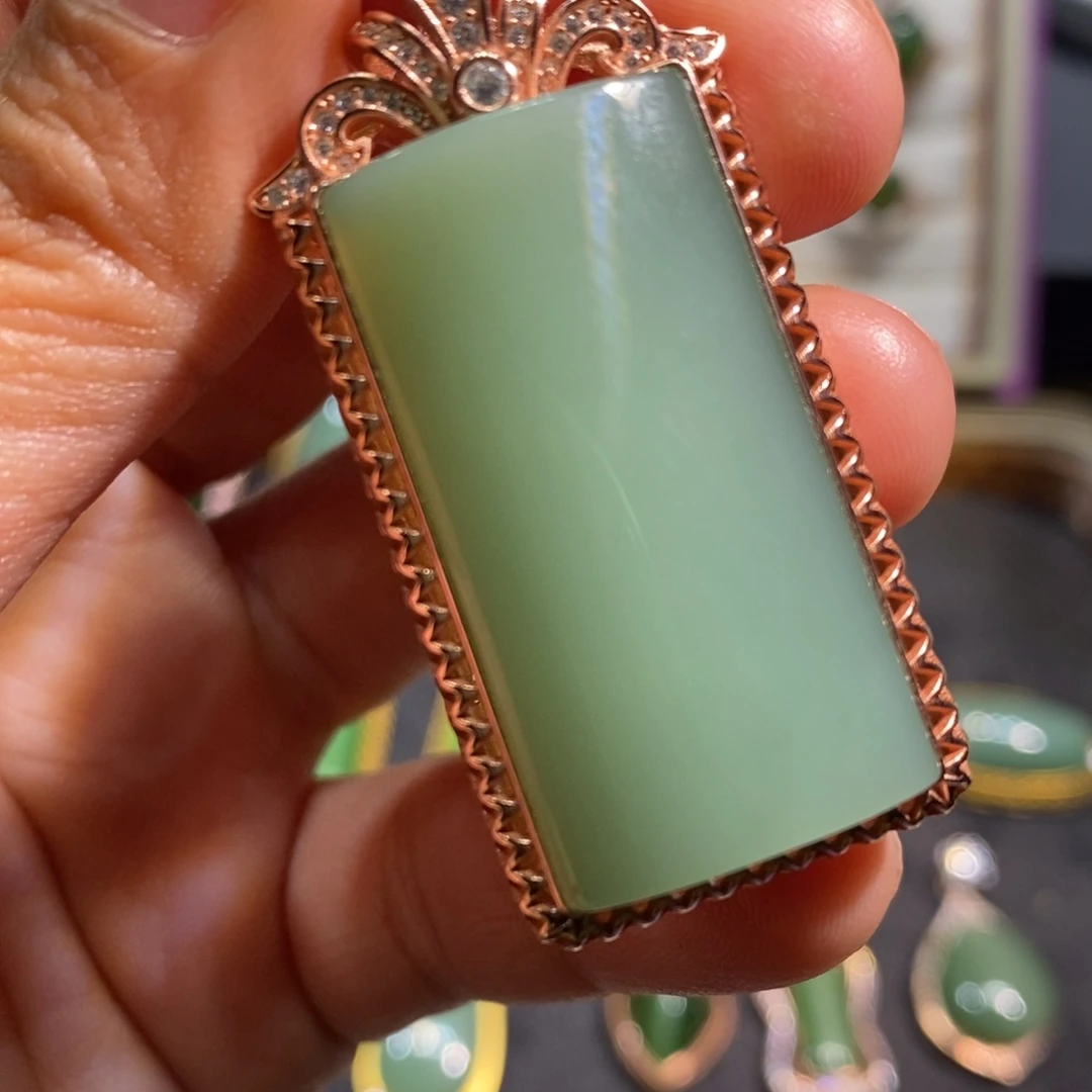 和田玉（碧玉）颈饰银S925镶嵌