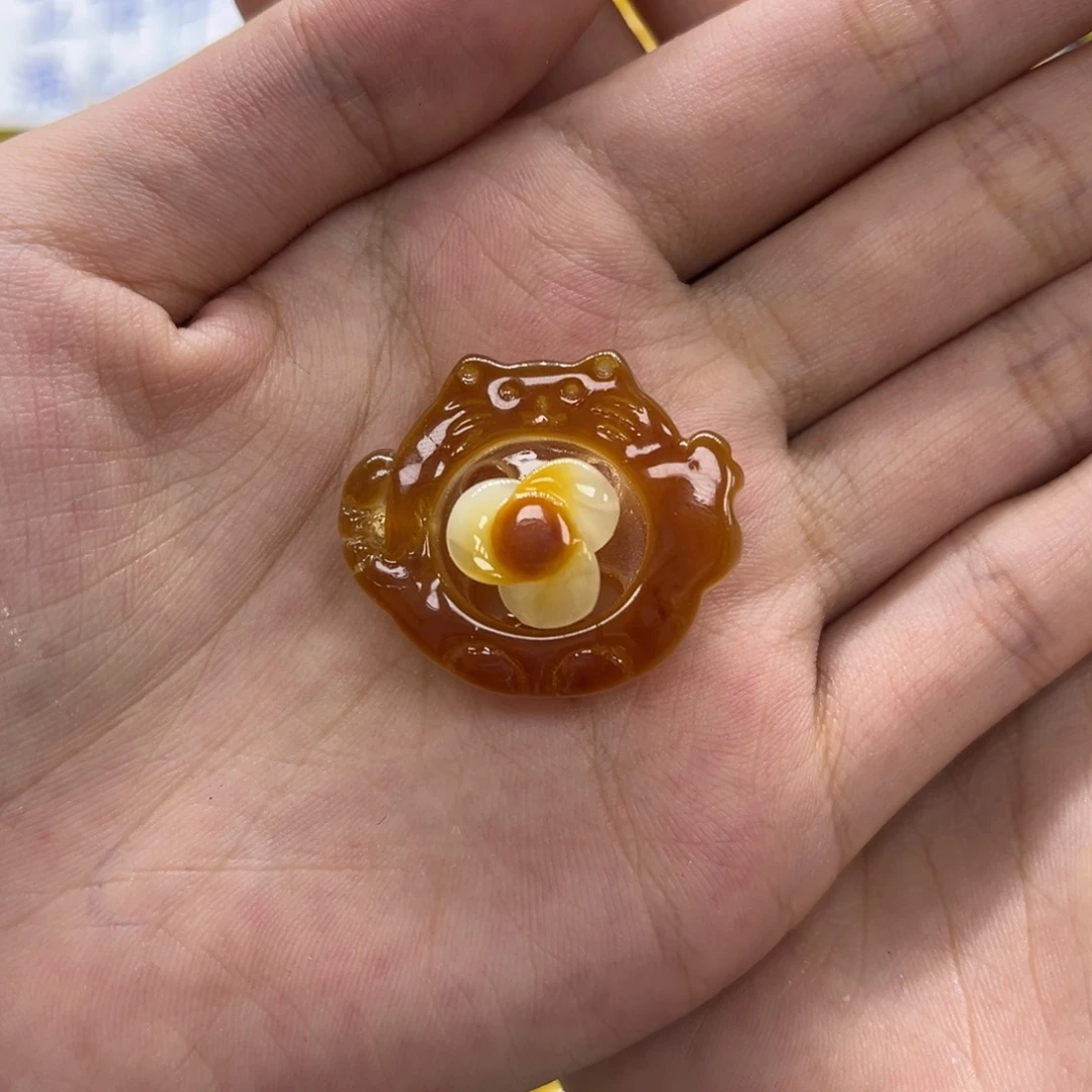 薄***睛琥珀未镶嵌裸石天然琥珀