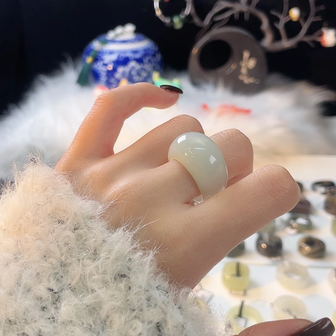 和田玉未镶嵌戒指c90俄白馒头18.4