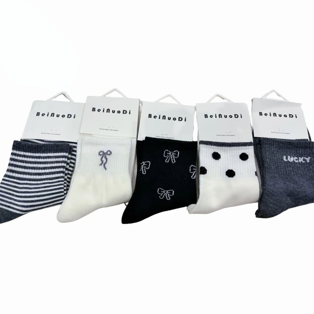 男女秋冬季棉厚袜子中筒日系可爱波点花边百搭卡通刺绣