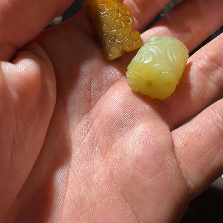 梵***寂和田玉（糖玉）未镶嵌车挂