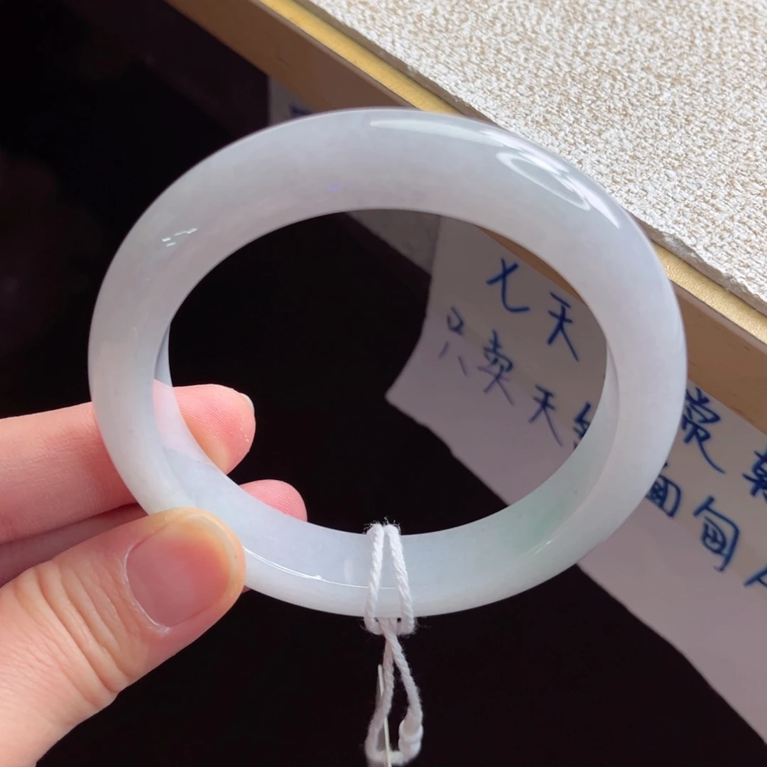 翡翠未镶嵌手镯手镯