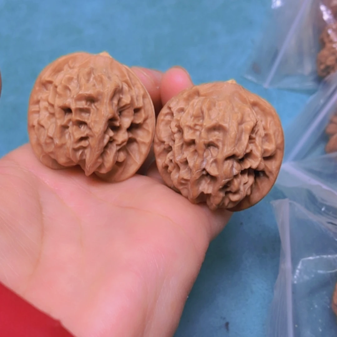 【闪购商品】摆件核桃39刀子修尖